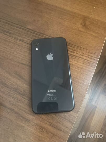 iPhone Xr, 64 ГБ