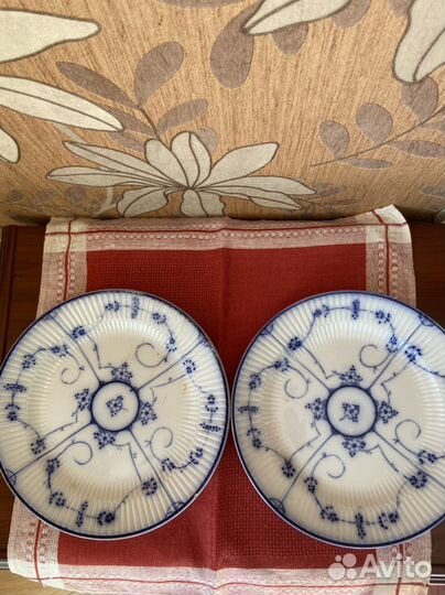 Антикварные тарелки Кузнецовский фарфор