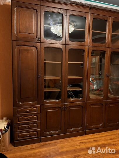 Стенка в гостиную массив