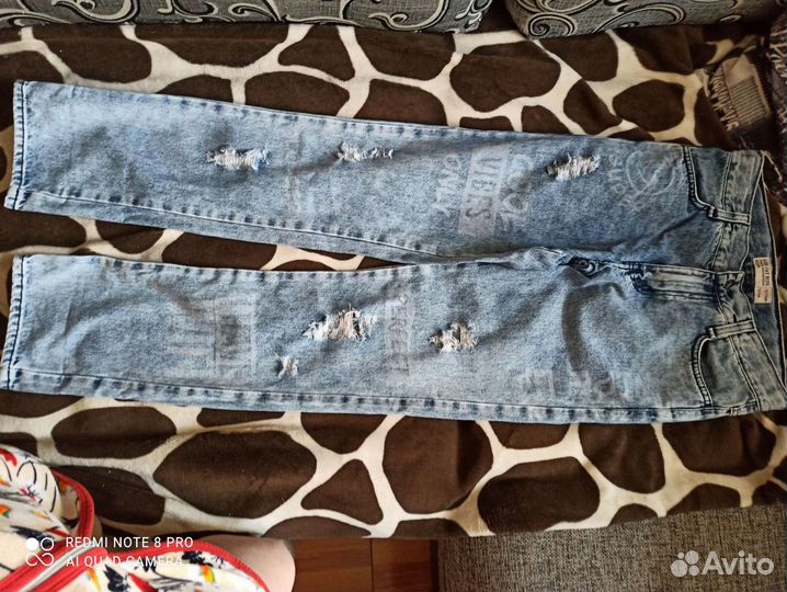 Джинсы