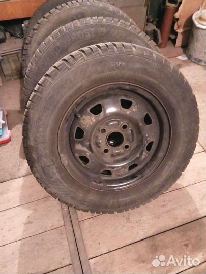 R13 Gislaved NordFrost 100 175/70, PCD 4x100 DIA 54.1