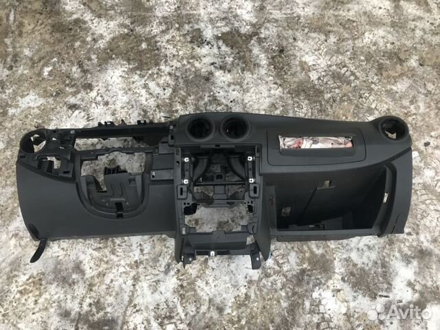 Торпедо Nissan Almera G15 под восстановление