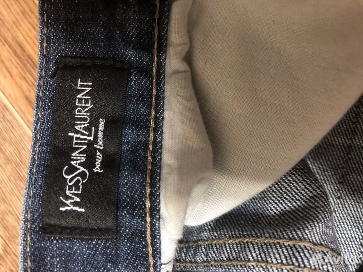 Джинсы Yves Saint Laurent