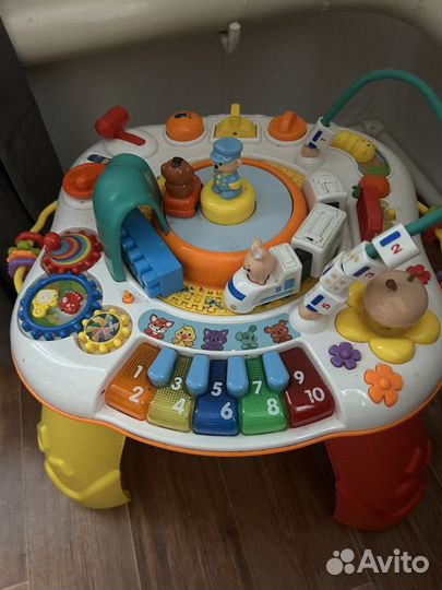 Столик бизиборд