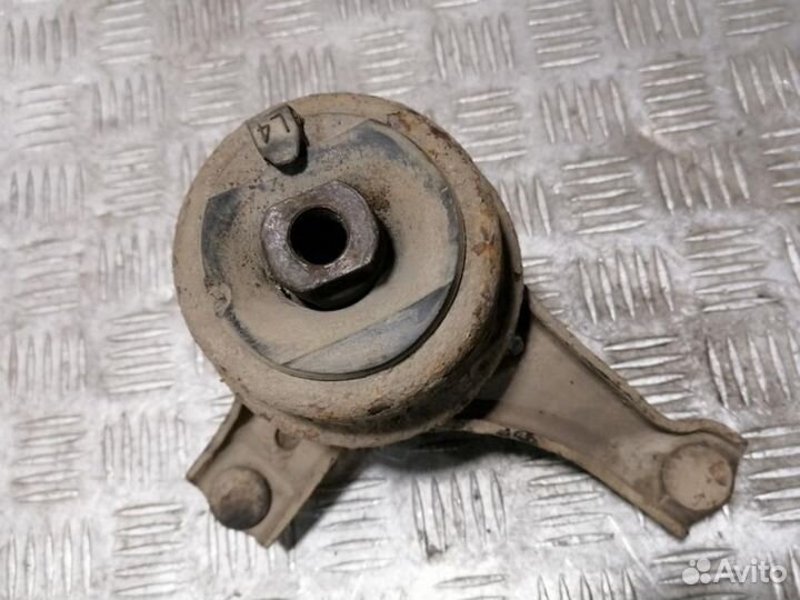 Опора двигателя правая Toyota Camry v40