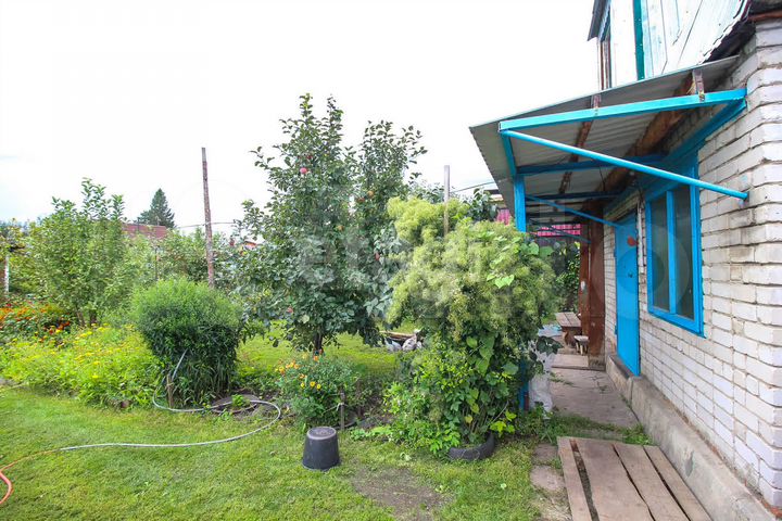 Дом 50 м² на участке 6 сот.