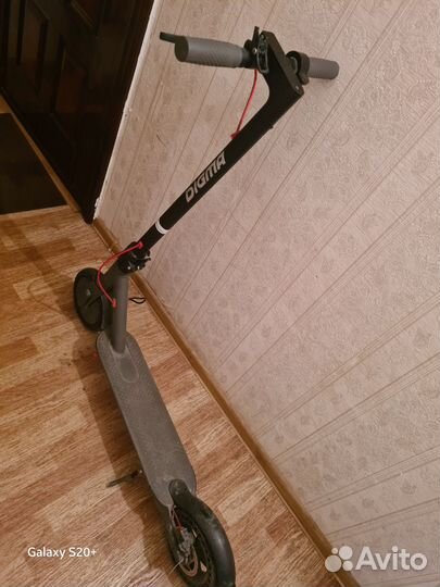 Электросамокат на запчасти