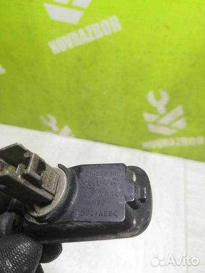 Повторитель на крыло желтый Ровер 4-серия