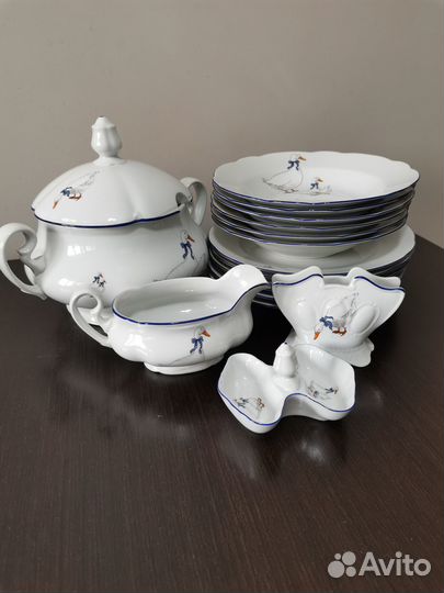 Фарфоровая посуда Гуси Столовый сервиз