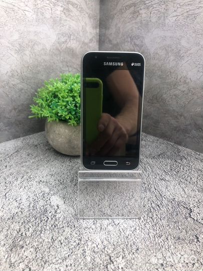 Samsung Galaxy J1 Mini Prime (2016) SM-J106F/DS, 8 ГБ