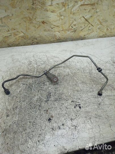 Трубка подачи масла на турбину Jeep Patriot