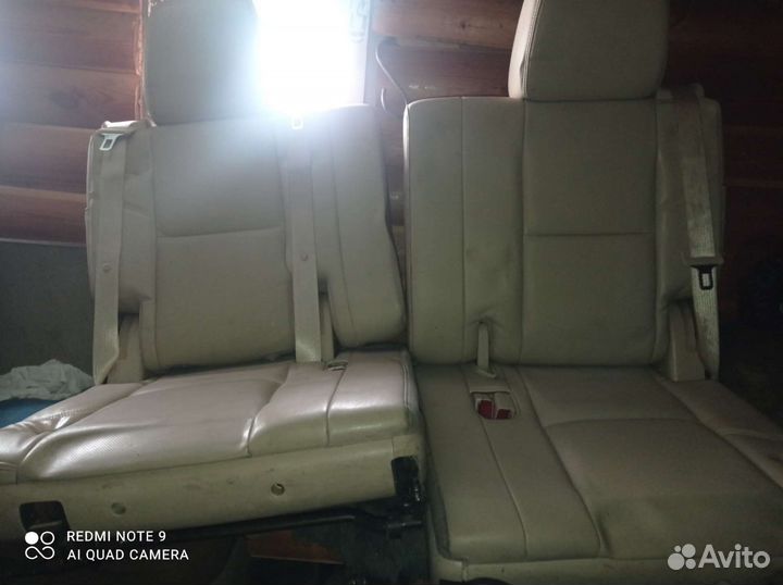 Сиденья третий ряд Cadillac escalade 3 поколения