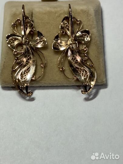 Золотые серьги 585