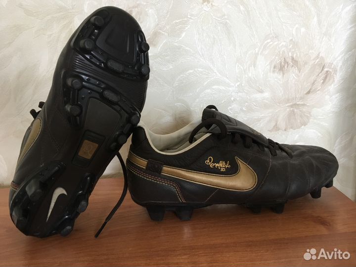 Бутсы Nike