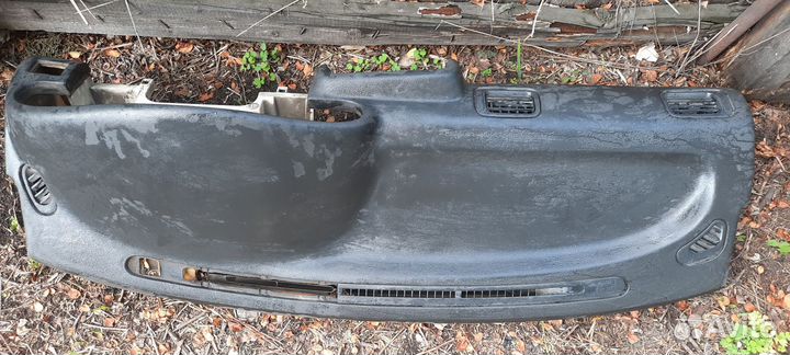 Торпеда Nissan Avenir 1992