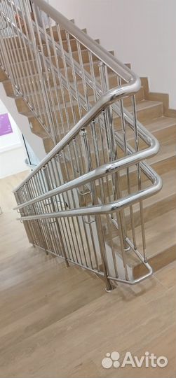 Перила, поручни, ограждения из нержавеющей стали