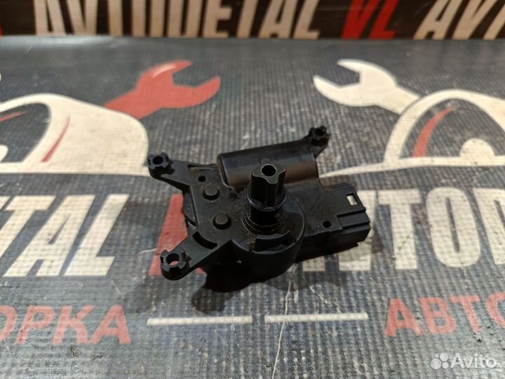 Сервопривод заслонки печки Opel Astra H