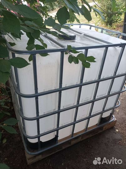 Ёмкость кубовая б/у