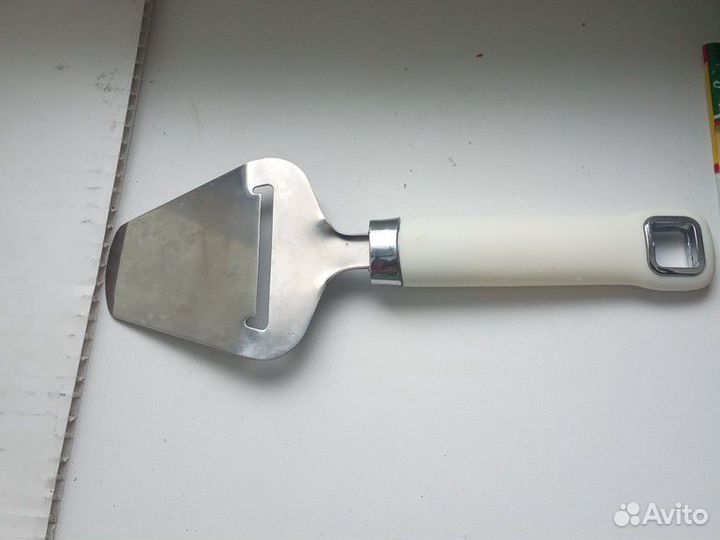 Лопаточка - нож для сыра