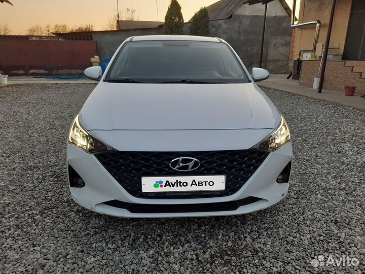 Hyundai Solaris 1.6 AT, 2021, 70 230 км