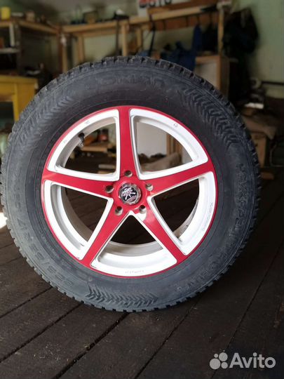 Nokian Tyres Hakkapeliitta 8 SUV 225/65 R17