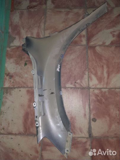 Крыло переднее правое на skoda yeti 2014