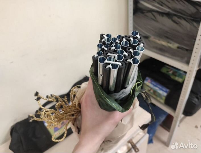 Туристическая палатка 4х местная с тамбуром