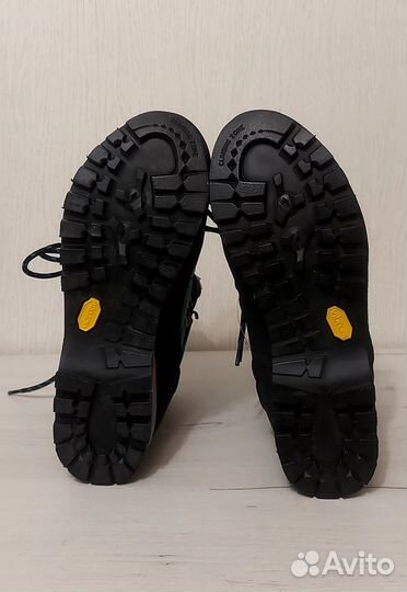 Ботинки для альпинизама Simond женские 38р. новые