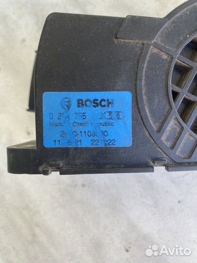 Электронная педаль газа priora