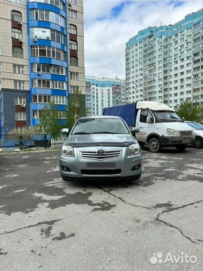 Toyota Avensis 1.8 AT, 2008, 200 500 км