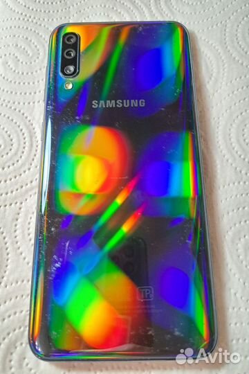 Samsung Galaxy A50, 4/64 ГБ