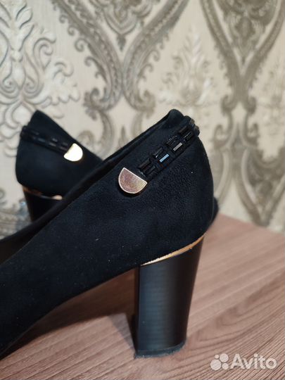 Туфли женские. Обувь