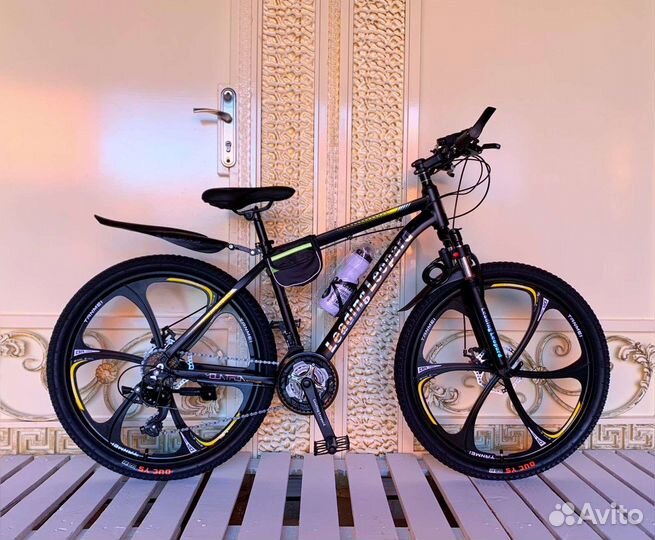 Велосипед на литых дисках