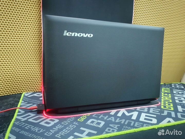 Шустрый Ноутбук Lenovo