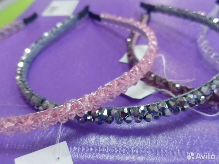 Ободок для волос со стразами