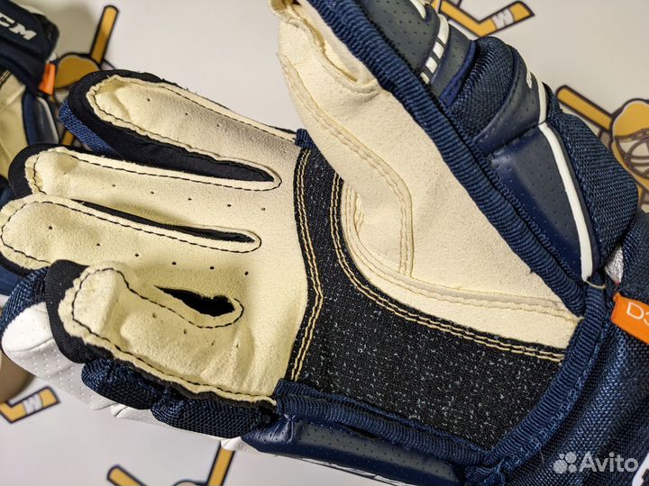 Краги ccm tacks 9080 хоккейные sr 13