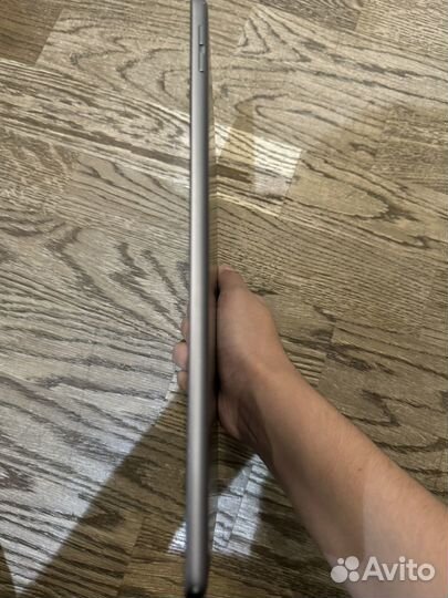 iPad 8