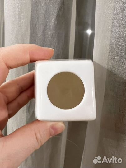 Aynsley Wild Tudor Бутыль парфюмерный пирамида