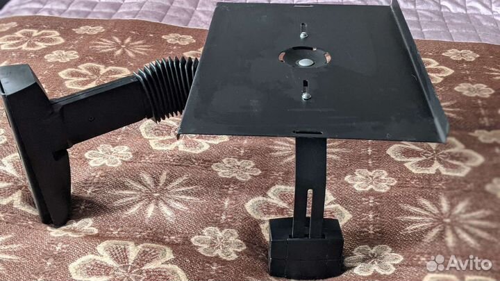 Кронштейн- подставка под телевизор и dvd