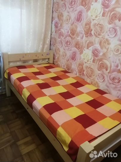 Кровать