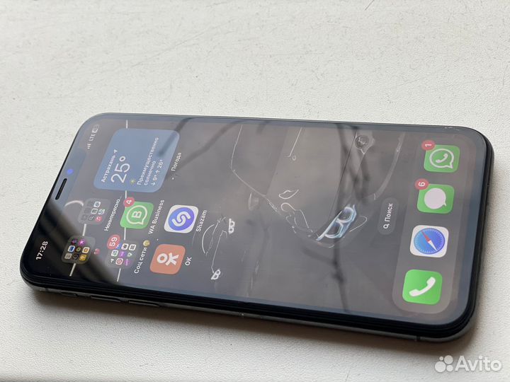 iPhone X, 64 ГБ