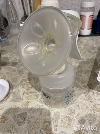 Молокоотсос Avent ручной