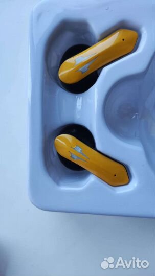 Беспроводные наушники