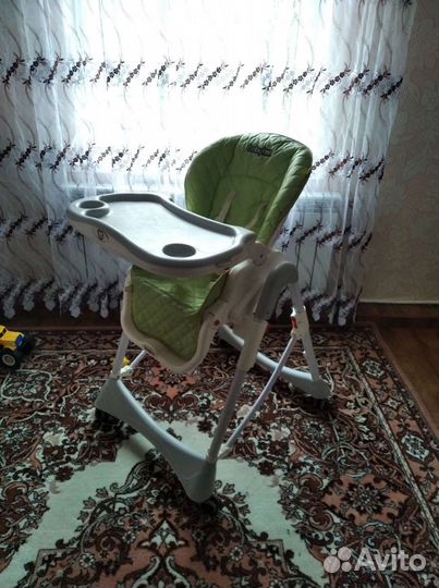 Стул для кормления