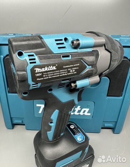 Аккумуляторный гайковерт Makita