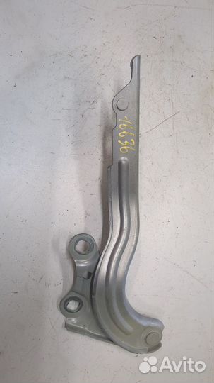 Петля капота Chevrolet Traverse, 2018