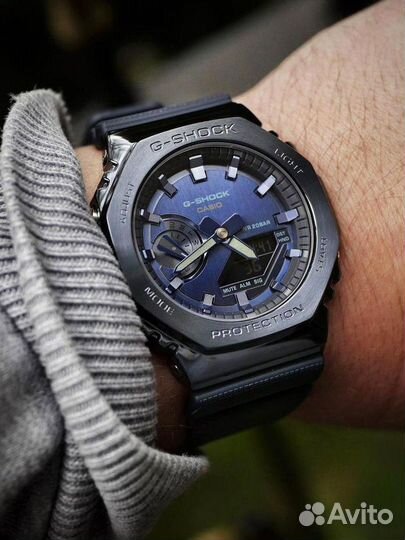 Мужские наручные часы Casio G-Shock GM-2100N-2A