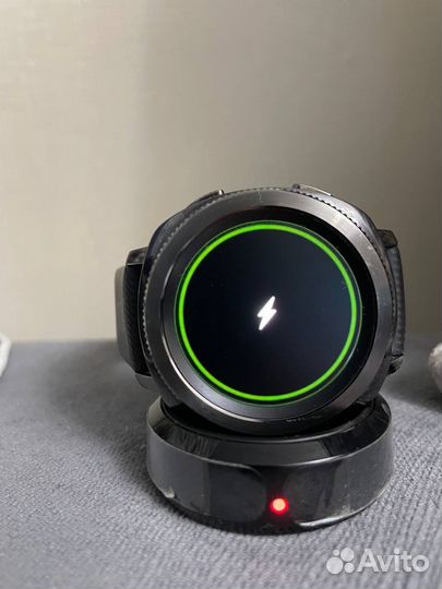 Часы Samsung gear sport