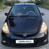 Honda Jazz 1.5 CVT, 2007, 136 500 км, с пробегом, цена 860 000 руб.