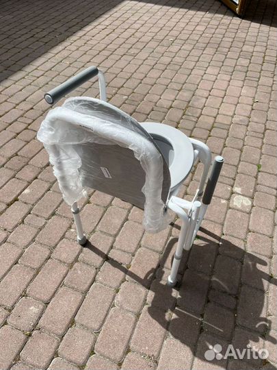 Кресло туалет. Санитарный стул